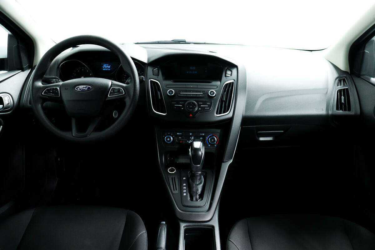 Купить Ford Focus с пробегом. Фото: #10
