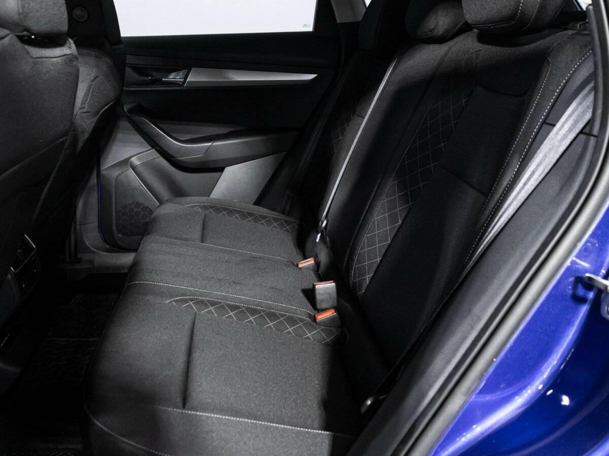 Купить Skoda Karoq с пробегом. Фото: #9