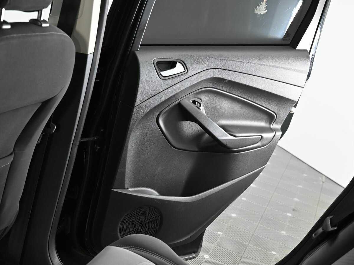 Купить Ford Kuga с пробегом. Фото: #14