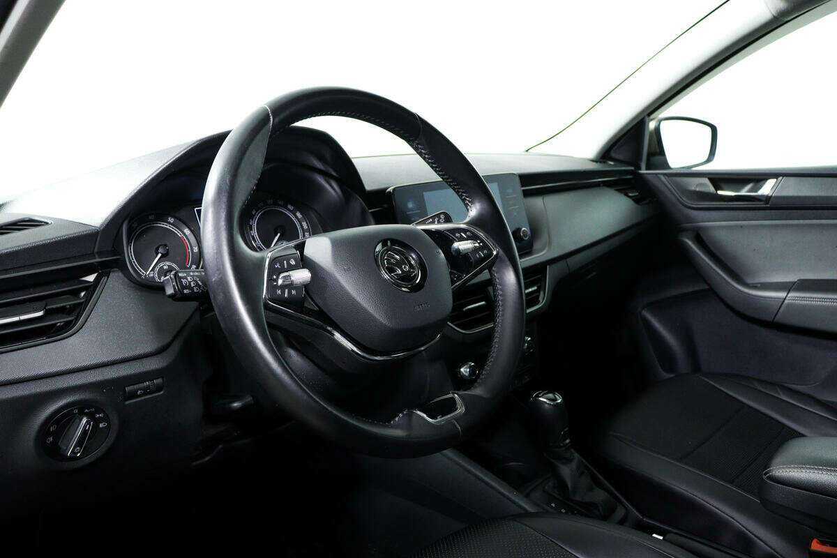 Купить Skoda Rapid с пробегом. Фото: #12