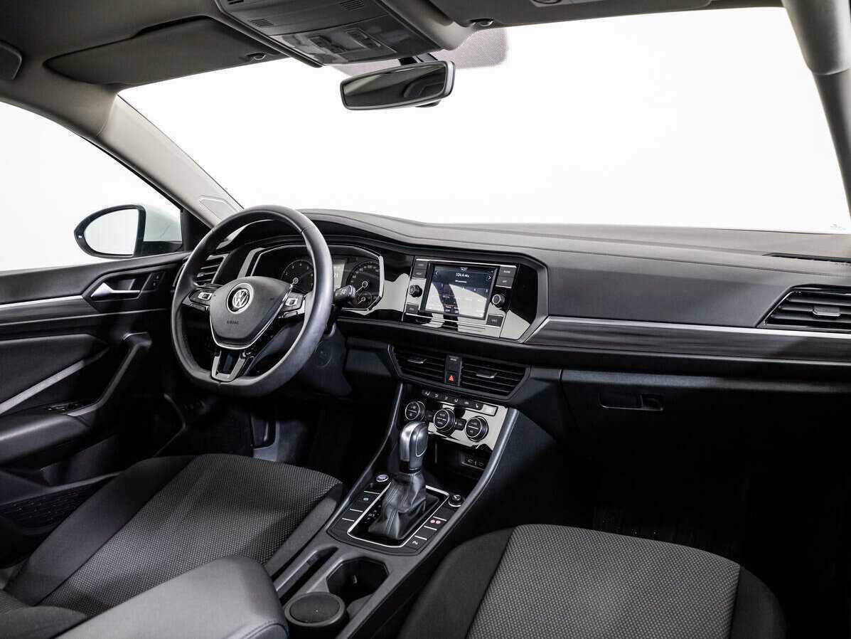Купить Volkswagen Jetta с пробегом. Фото: #8