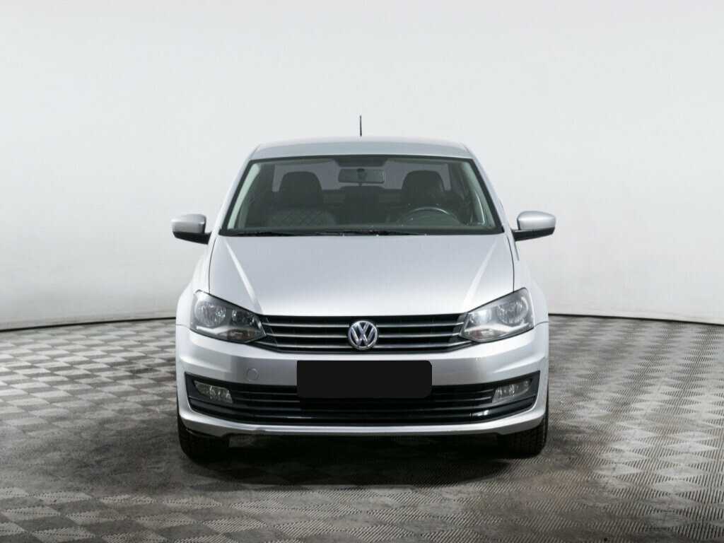 Купить Volkswagen Polo с пробегом. Фото: #1