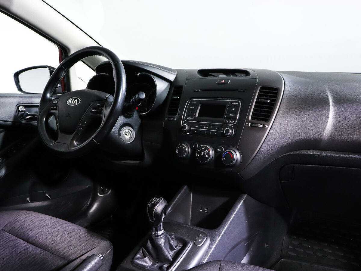 Купить Kia Cerato с пробегом. Фото: #8