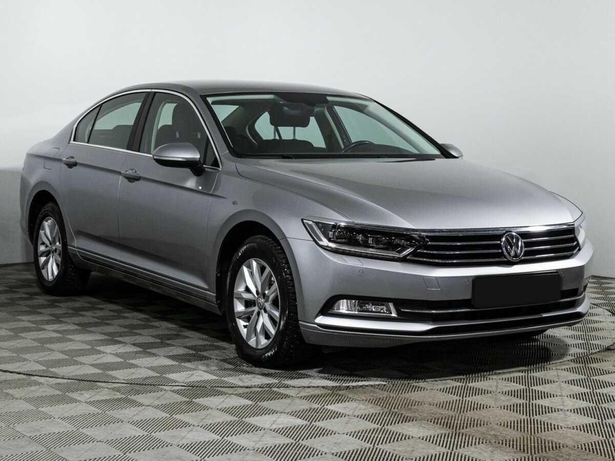 Купить Volkswagen Passat с пробегом. Фото: #2