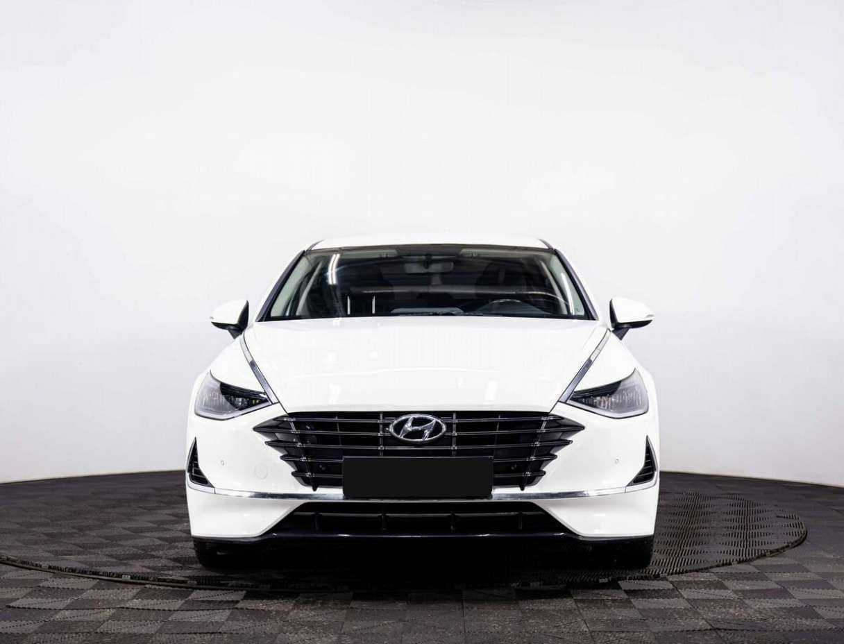 Купить Hyundai Sonata с пробегом. Фото: #1