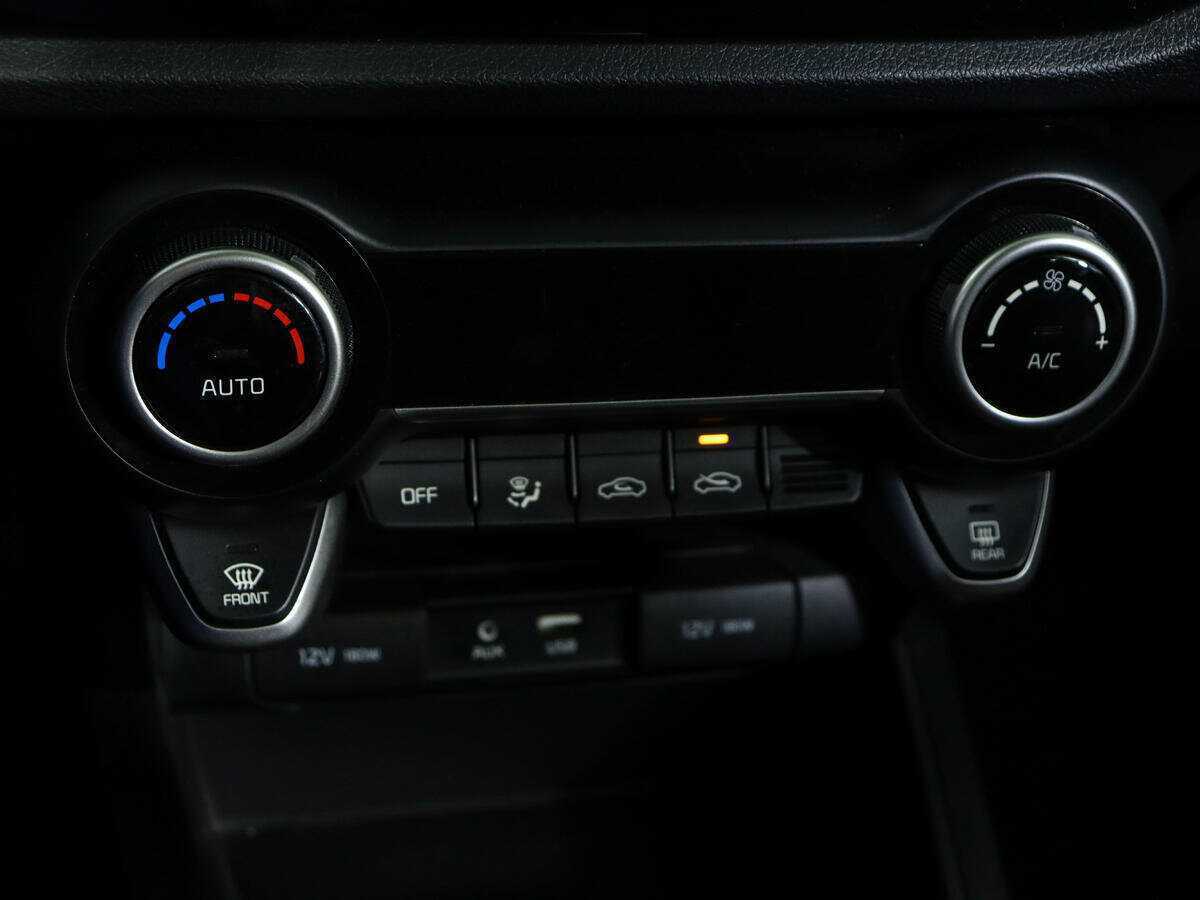 Купить Kia Rio с пробегом. Фото: #20