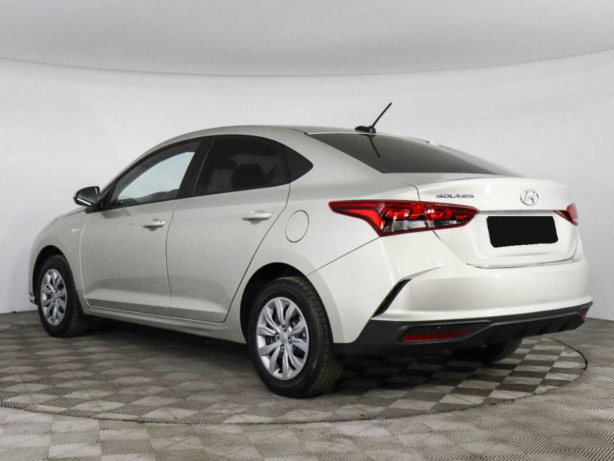 Купить Hyundai Solaris с пробегом. Фото: #6