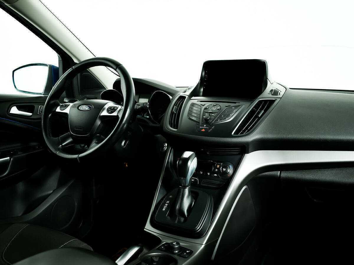 Купить Ford Kuga с пробегом. Фото: #8