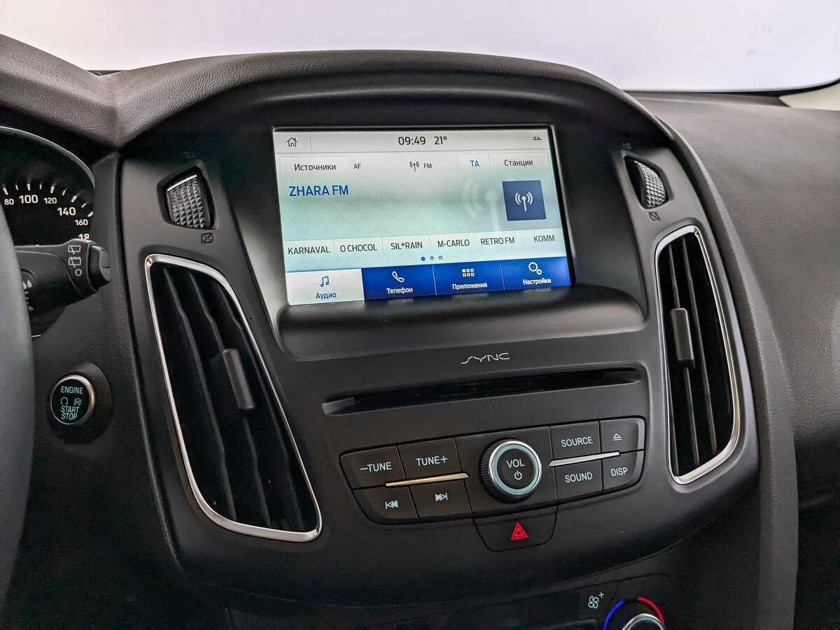 Купить Ford Focus с пробегом. Фото: #24