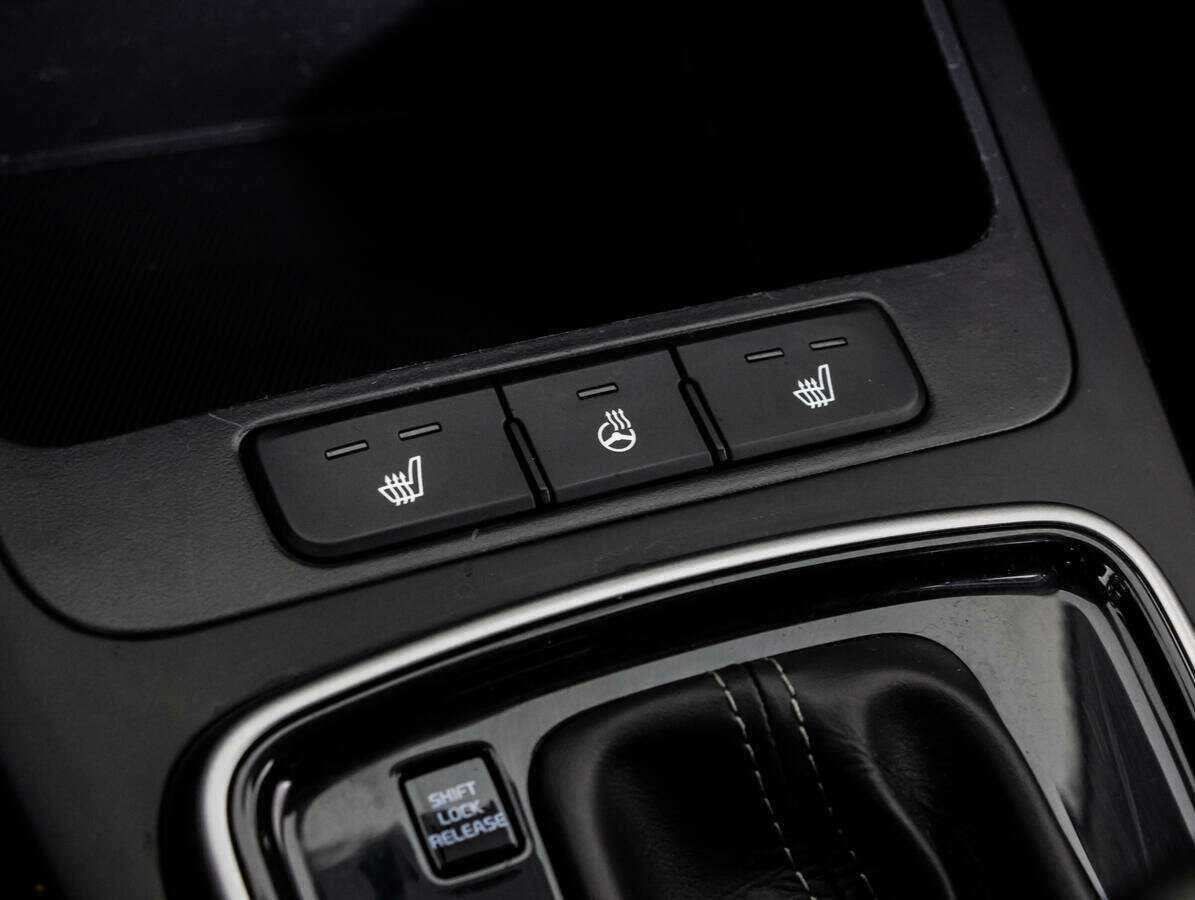 Купить Kia Rio с пробегом. Фото: #13