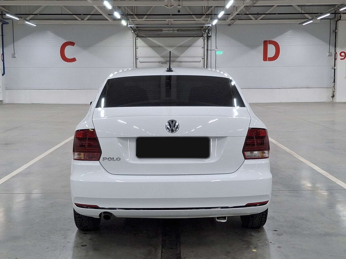 Купить Volkswagen Polo с пробегом. Фото: #5