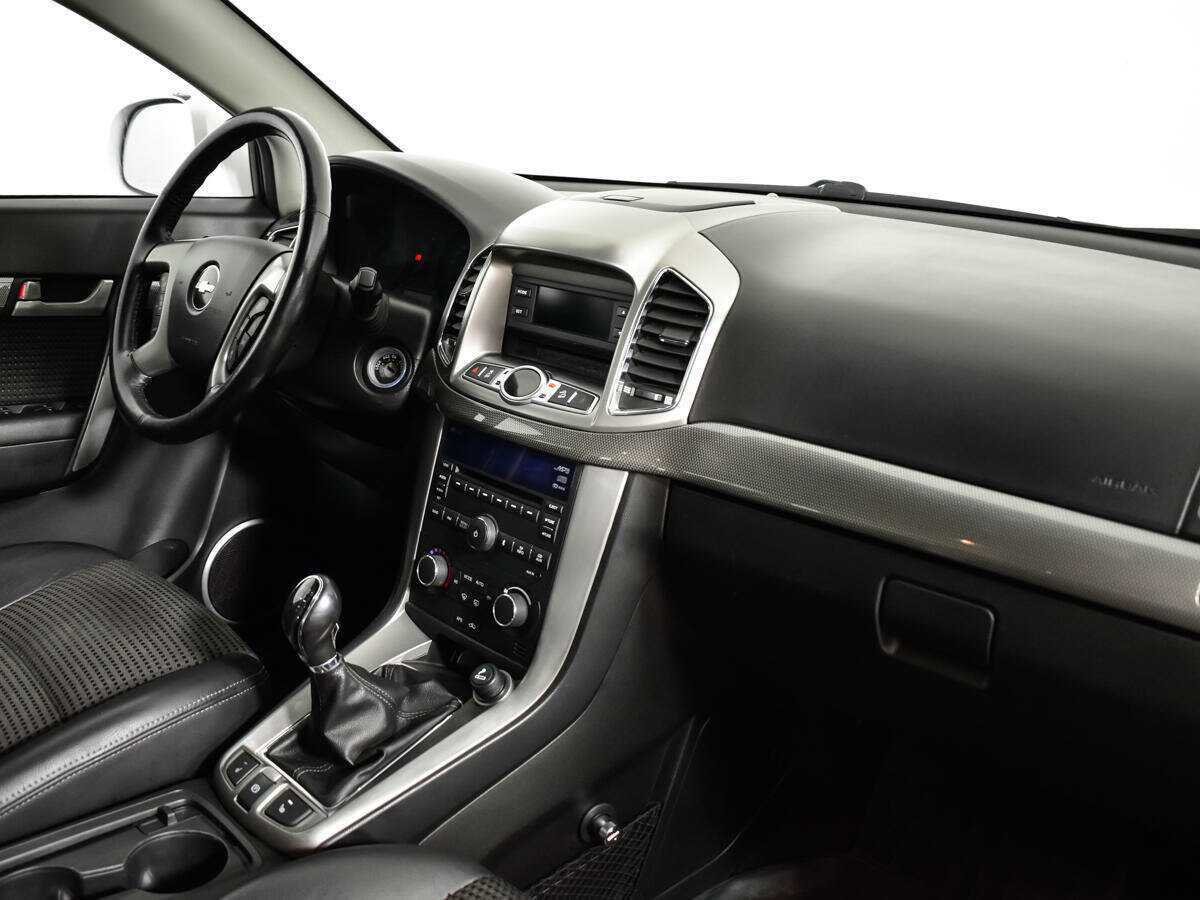 Купить Chevrolet Captiva с пробегом. Фото: #8