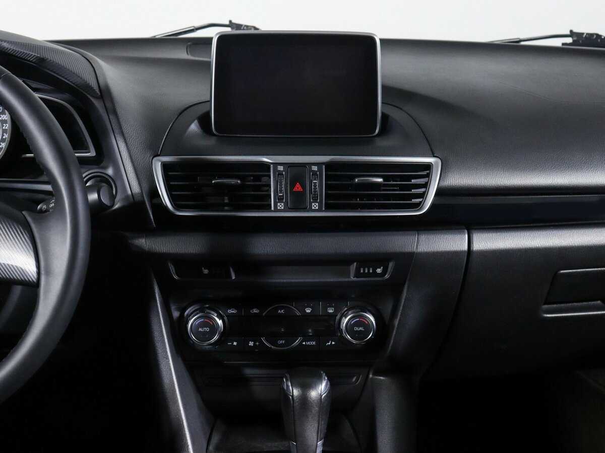 Купить Mazda 3 с пробегом. Фото: #12