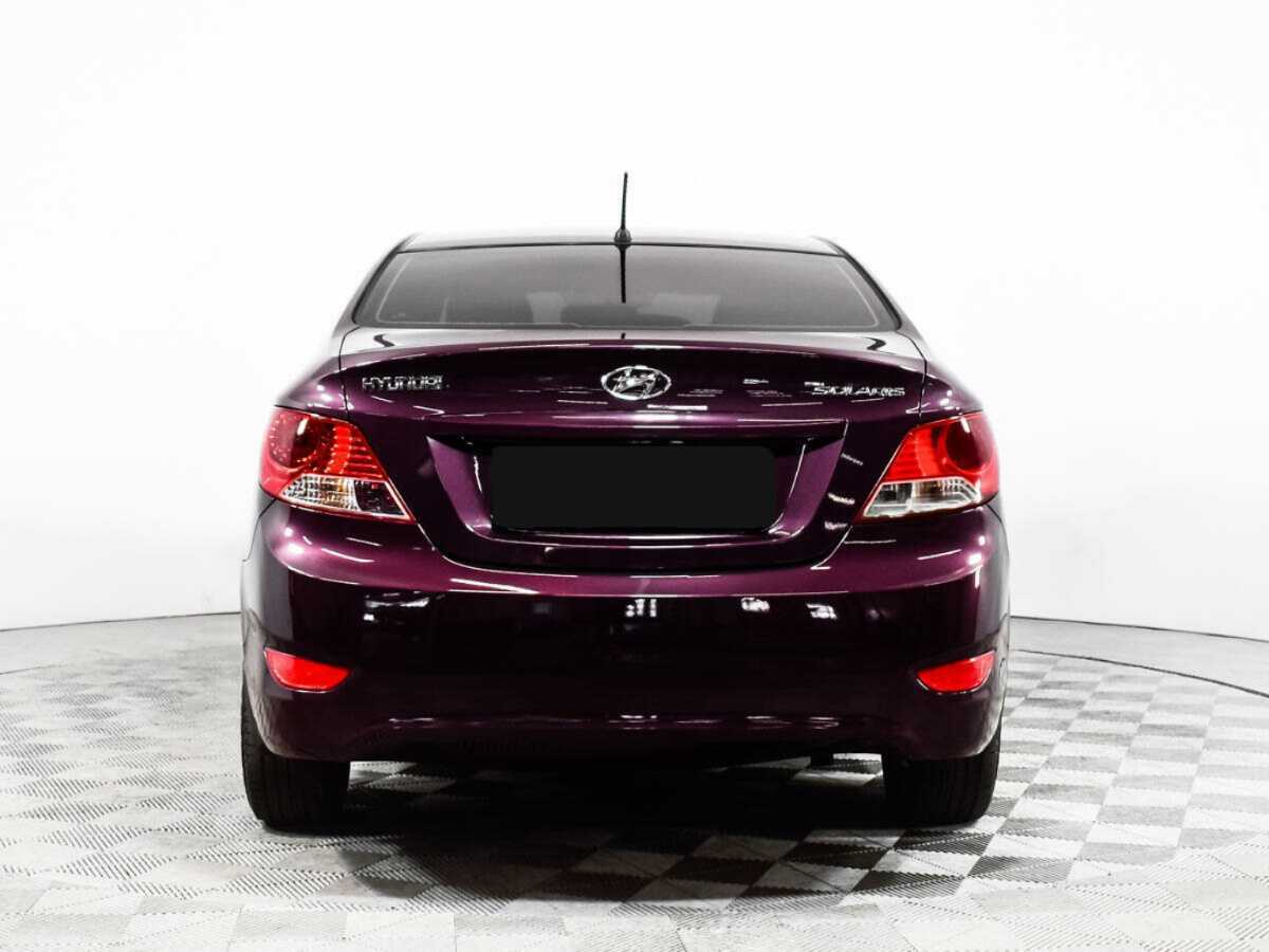 Купить Hyundai Solaris с пробегом. Фото: #4