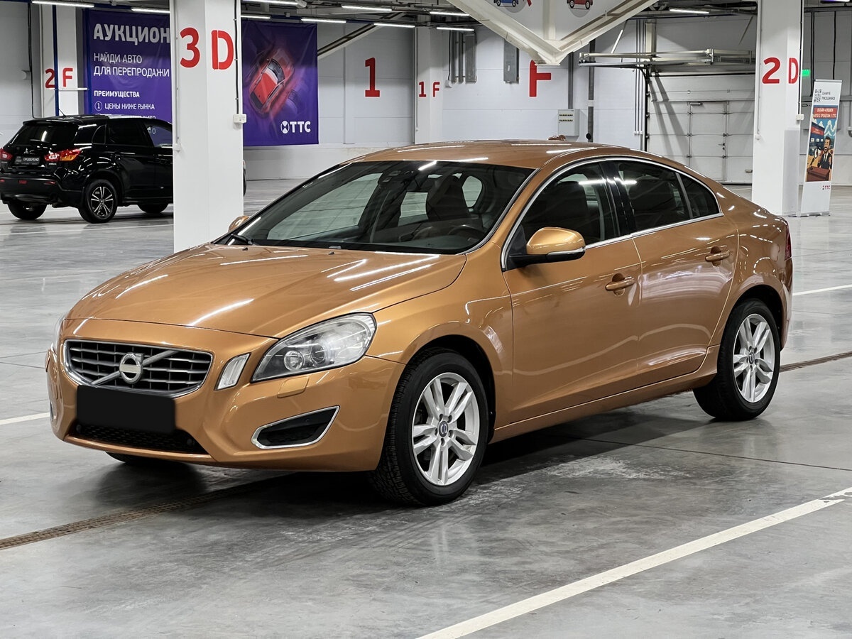 Купить Volvo S60 с пробегом. Посмотреть фото
