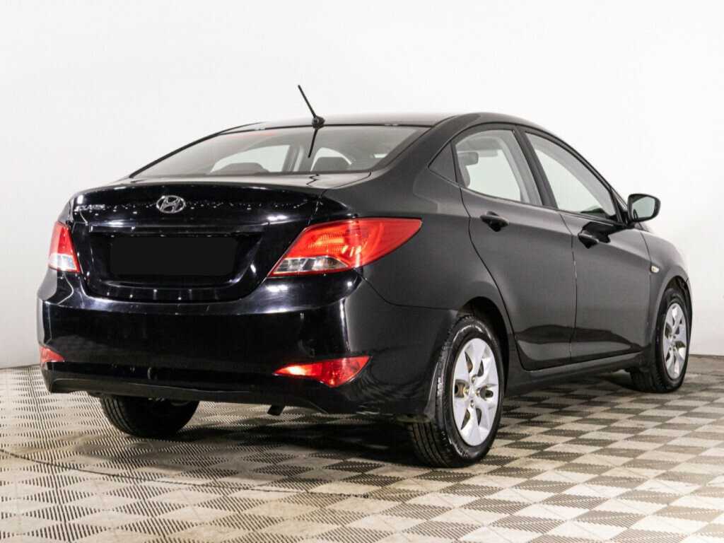 Купить Hyundai Solaris с пробегом. Фото: #4