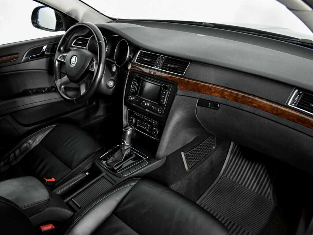 Купить Skoda Superb с пробегом. Фото: #9