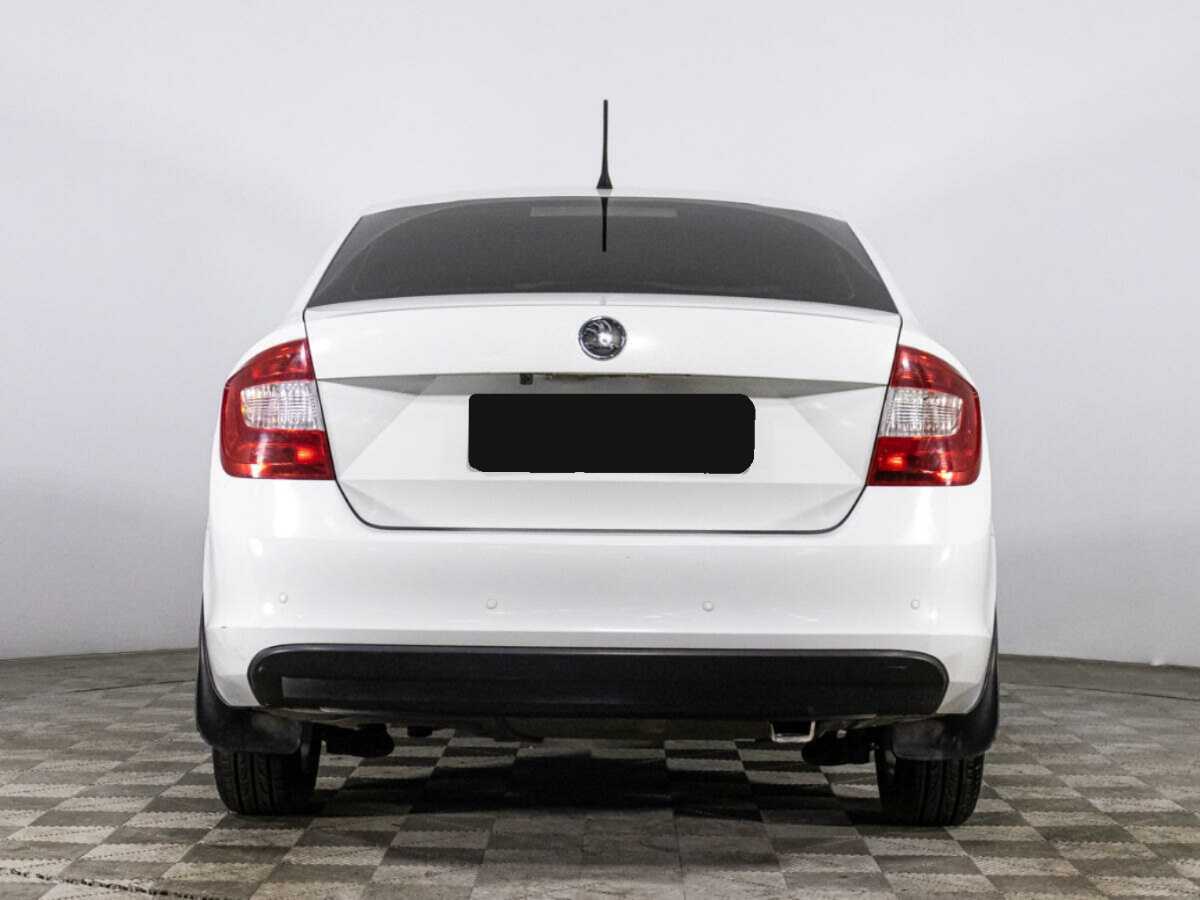 Купить Skoda Rapid с пробегом. Фото: #5