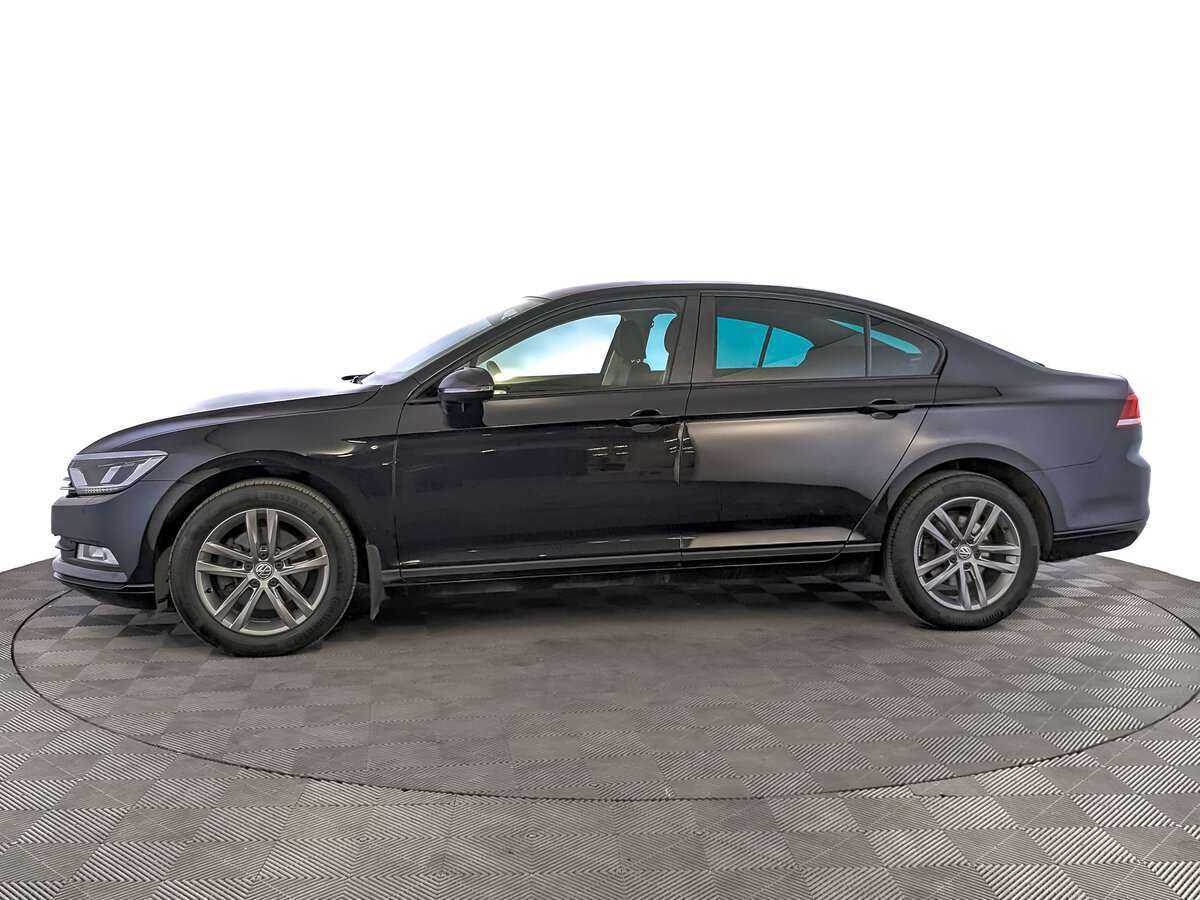 Купить Volkswagen Passat с пробегом. Фото: #6