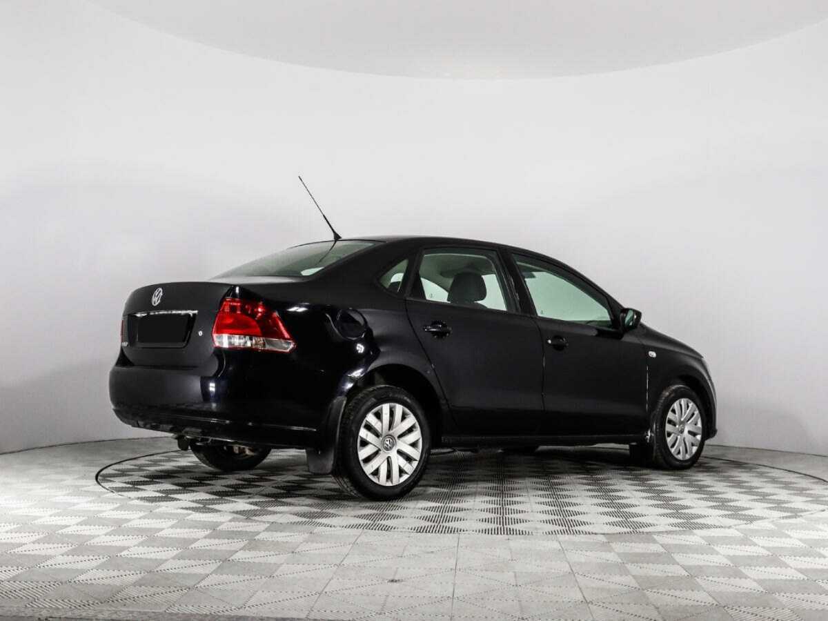 Купить Volkswagen Polo с пробегом. Фото: #4