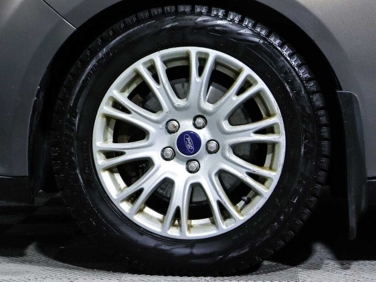 Купить Ford Focus с пробегом. Фото: #13