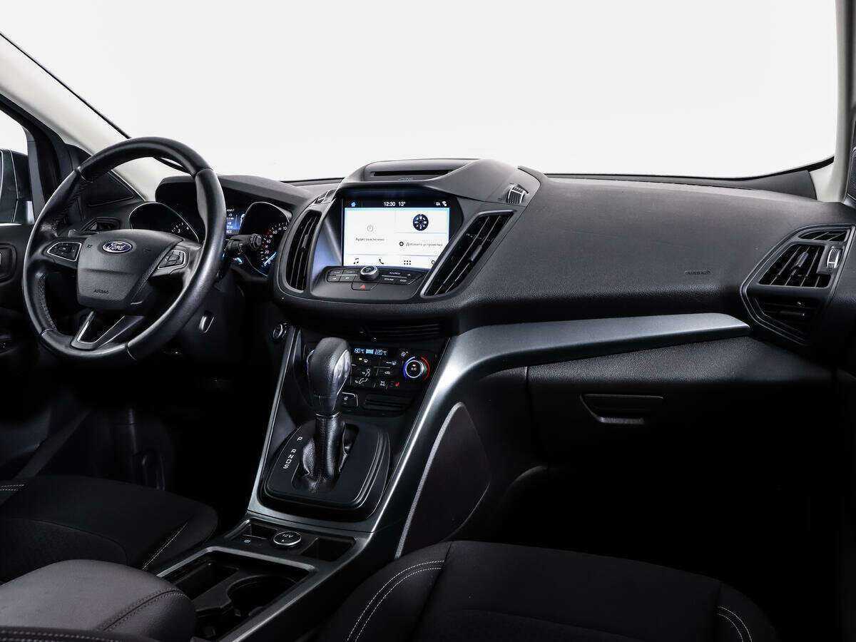 Купить Ford Kuga с пробегом. Фото: #6