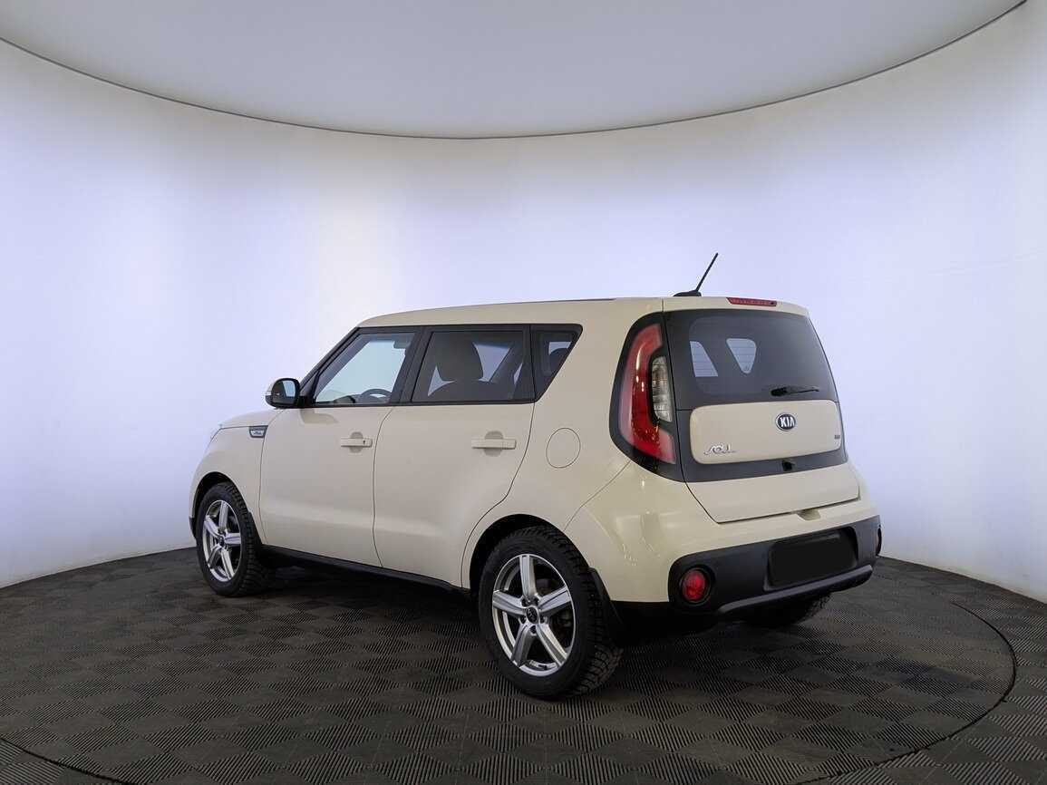 Купить Kia Soul с пробегом. Фото: #6