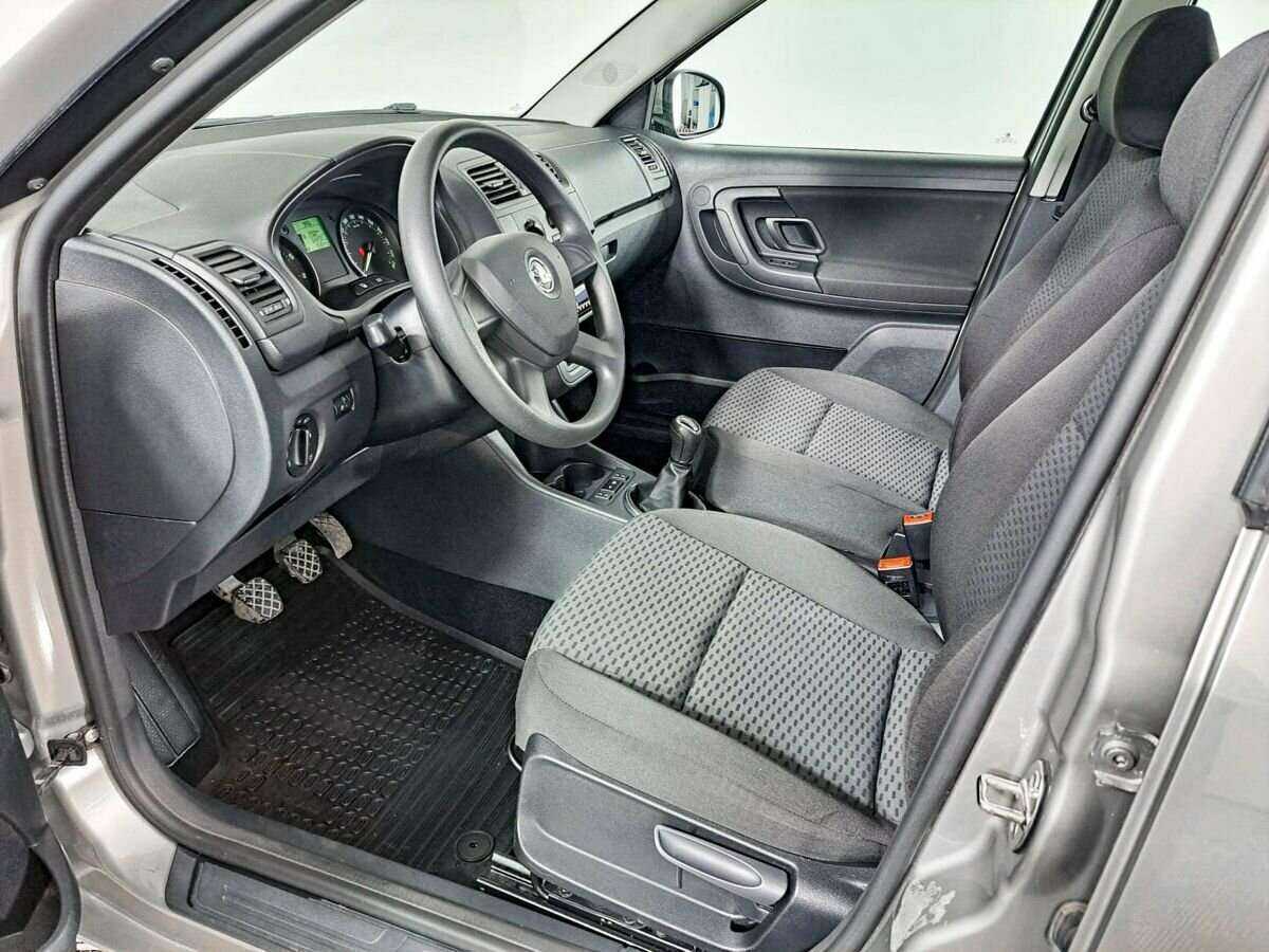 Купить Skoda Fabia с пробегом. Фото: #13