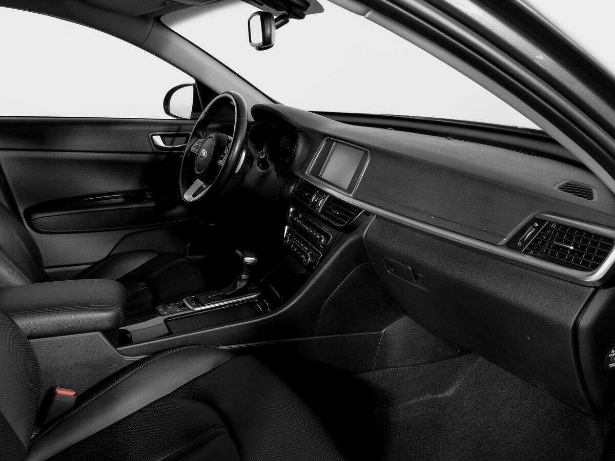 Купить Kia Optima с пробегом. Фото: #8