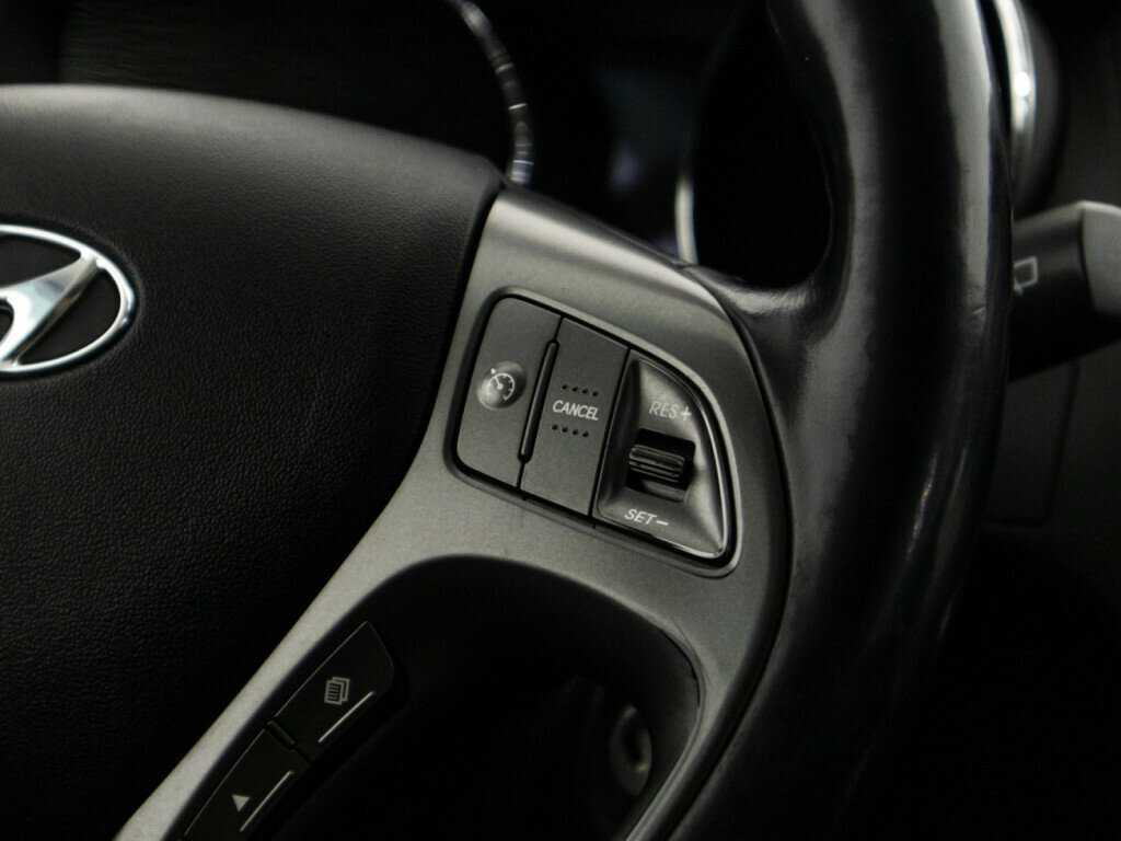 Купить Hyundai ix35 с пробегом. Фото: #17