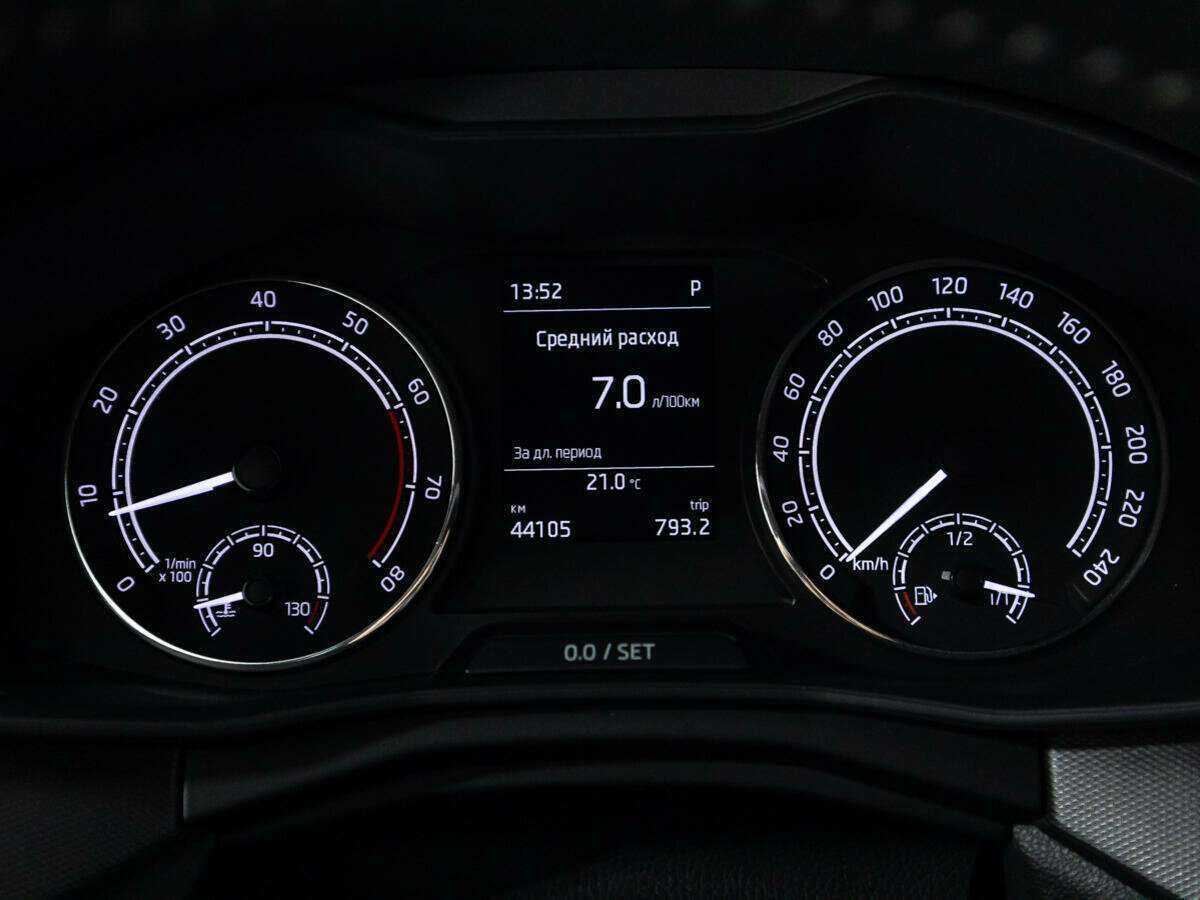 Купить Skoda Rapid с пробегом. Фото: #11