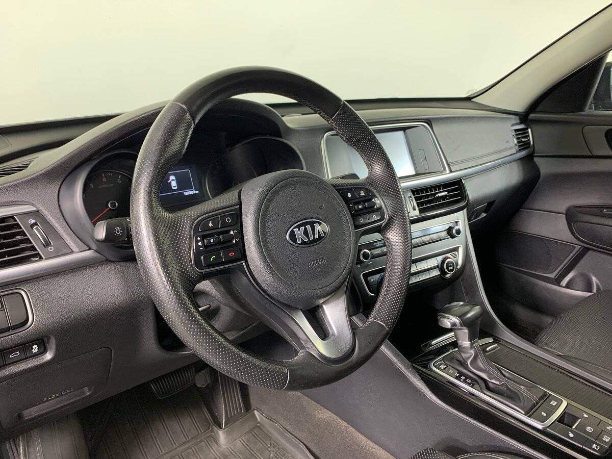 Купить Kia Optima с пробегом. Фото: #10