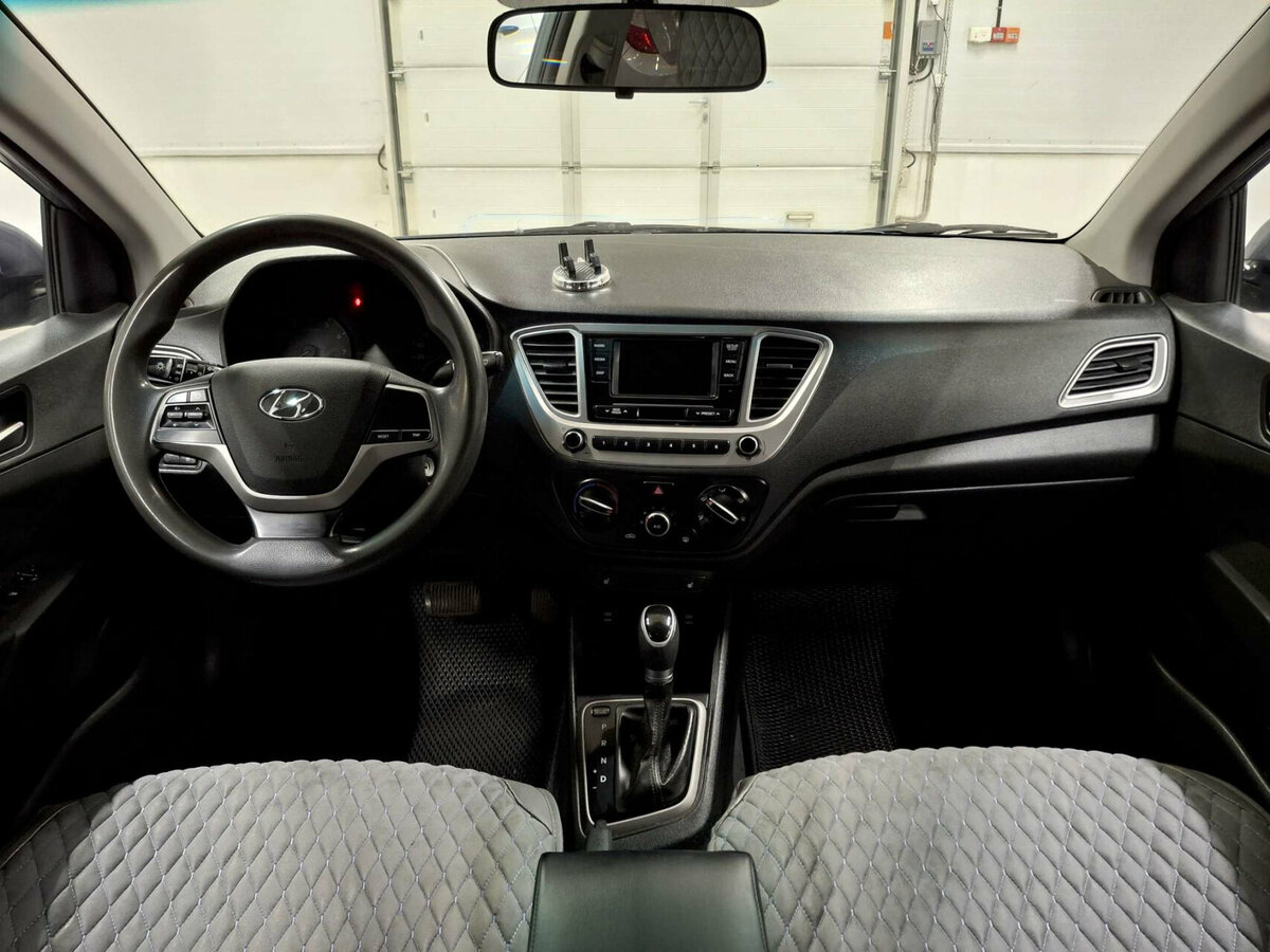 Купить Hyundai Solaris с пробегом. Фото: #13
