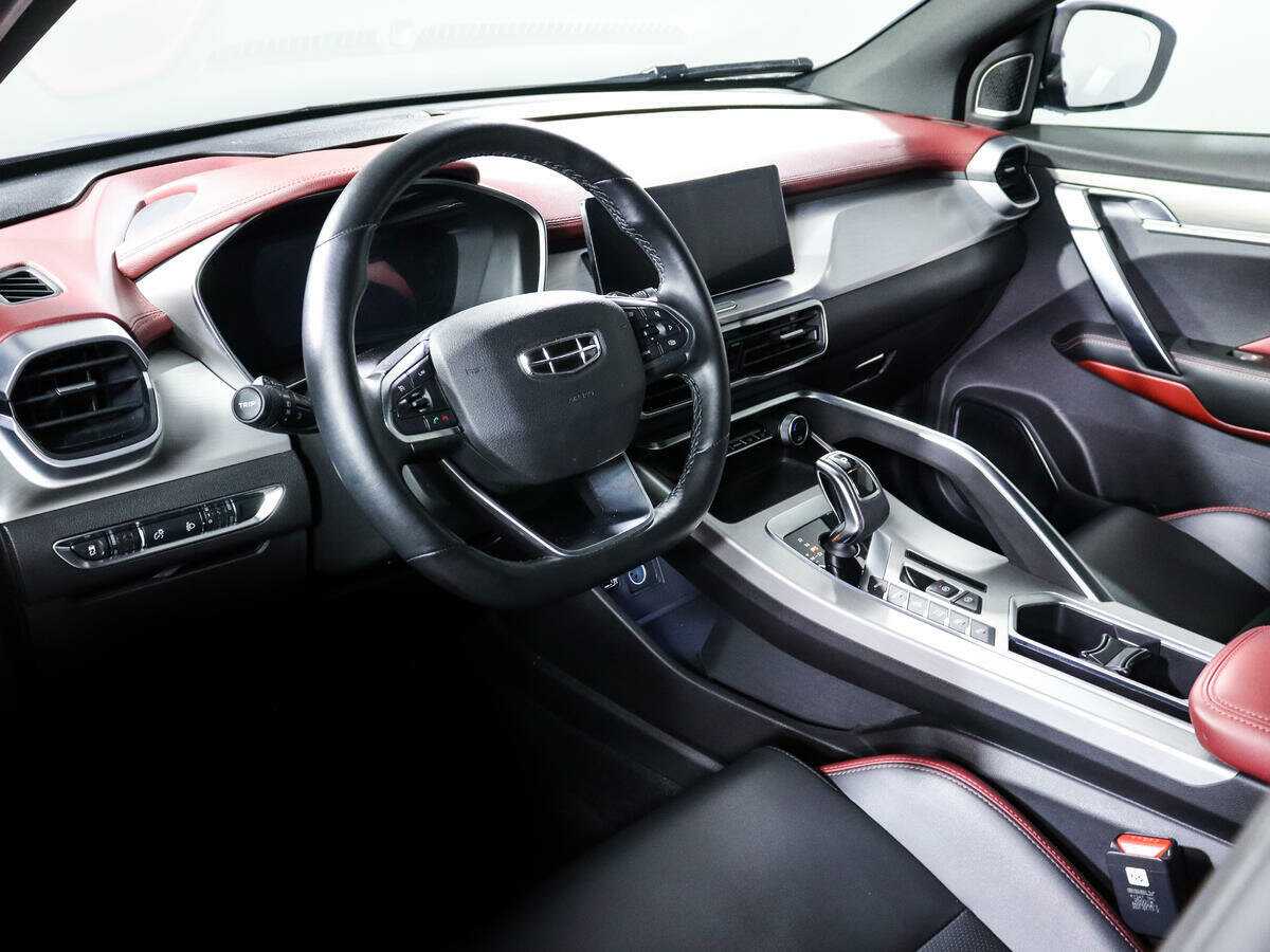 Купить Geely Coolray с пробегом. Фото: #9