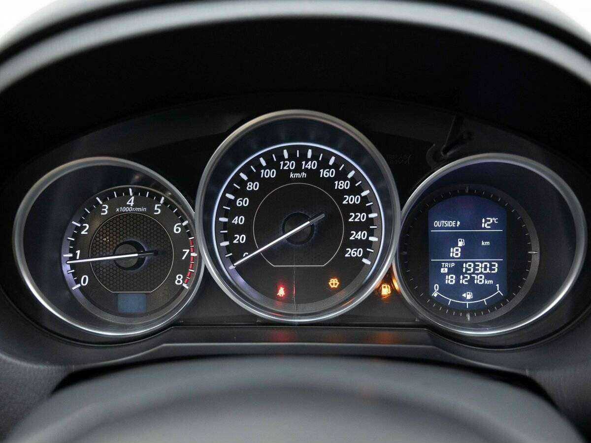 Купить Mazda 6 с пробегом. Фото: #13