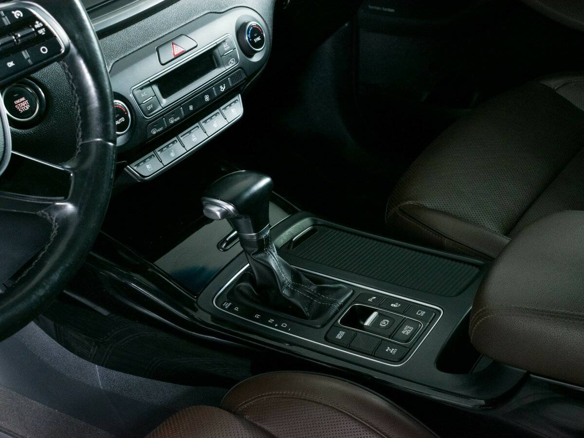 Купить Kia Sorento с пробегом. Фото: #14