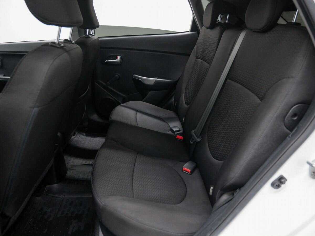 Купить Kia Rio с пробегом. Фото: #11