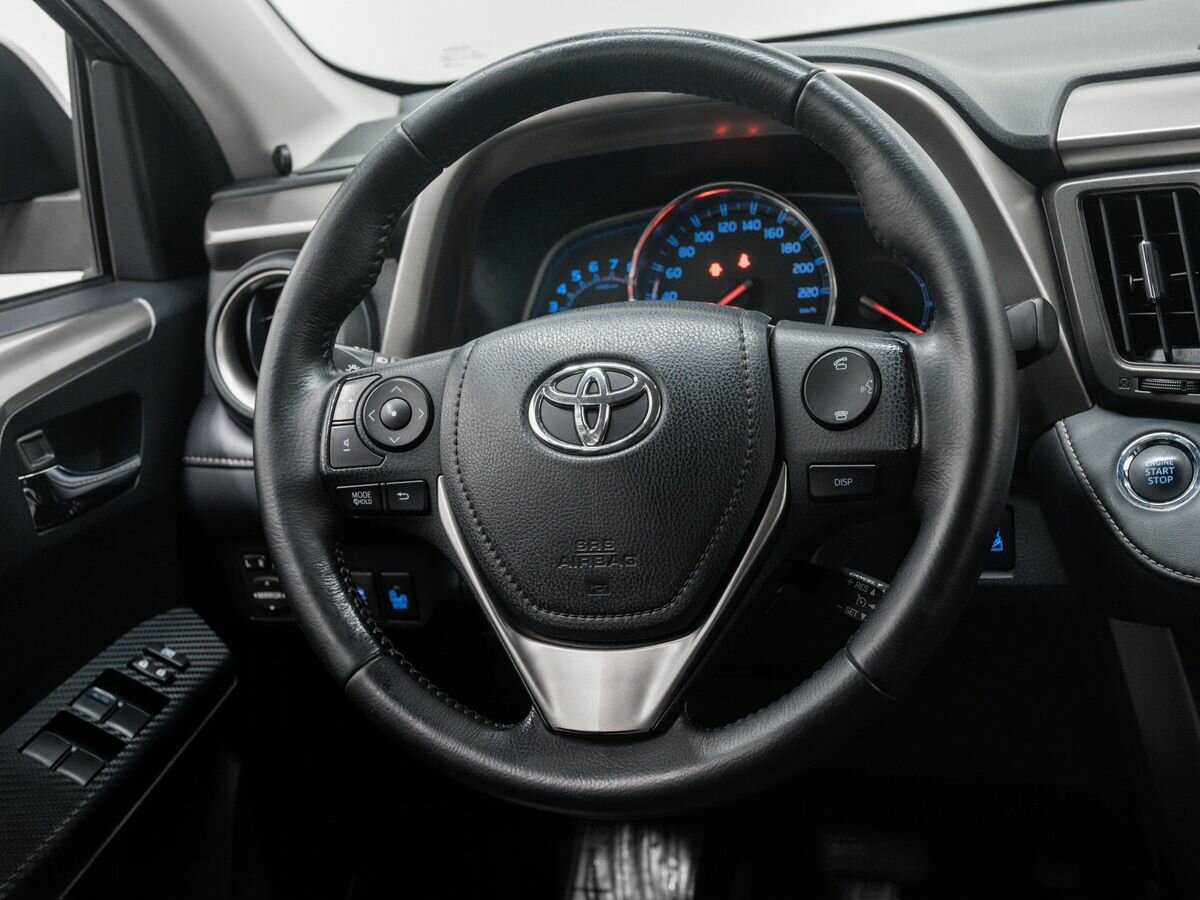 Купить Toyota RAV4 с пробегом. Фото: #11