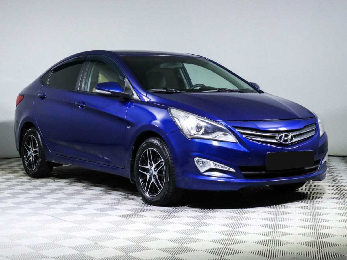 Купить Hyundai Solaris с пробегом. Фото: #2