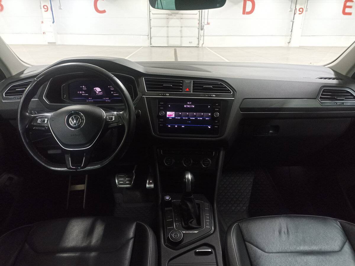 Купить Volkswagen Tiguan с пробегом. Фото: #13