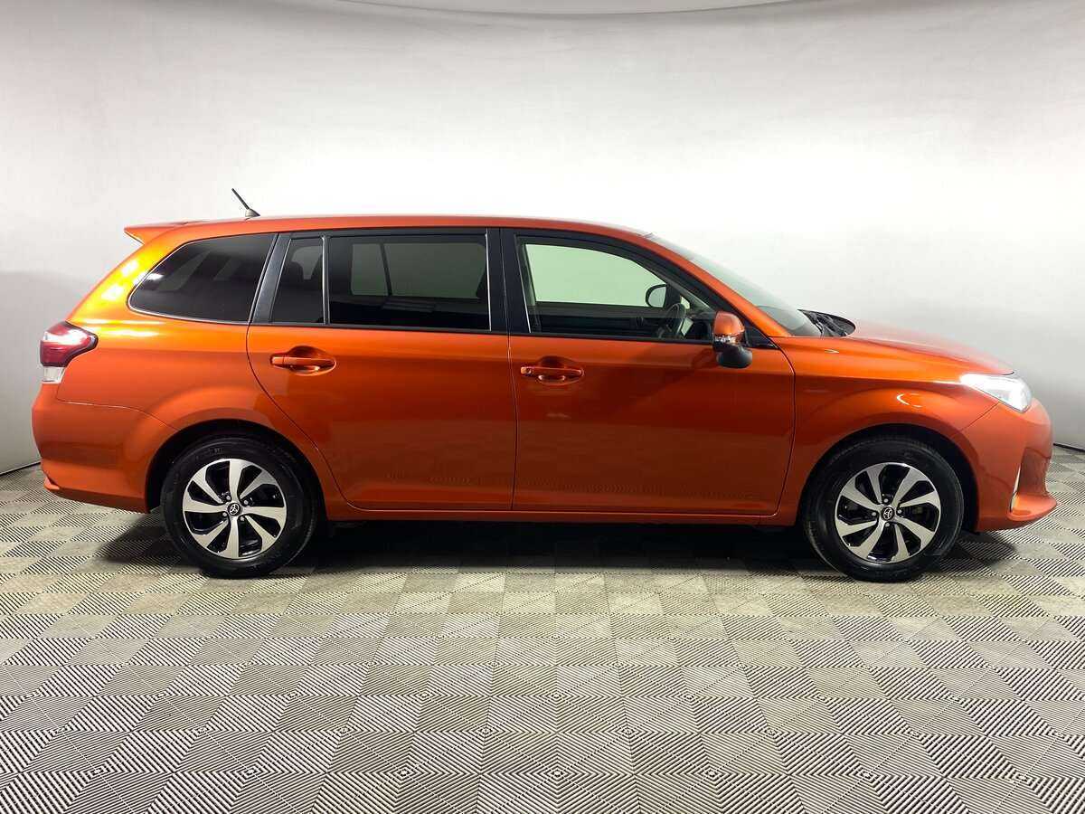 Купить Toyota Corolla с пробегом. Фото: #3