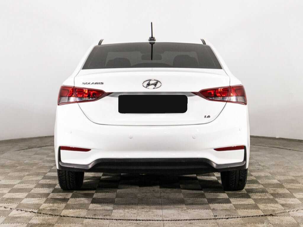 Купить Hyundai Solaris с пробегом. Фото: #5