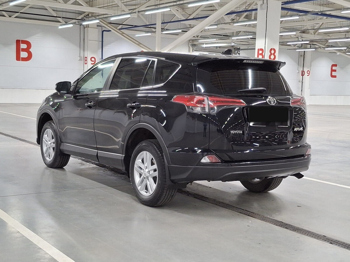 Купить Toyota RAV4 с пробегом. Фото: #6