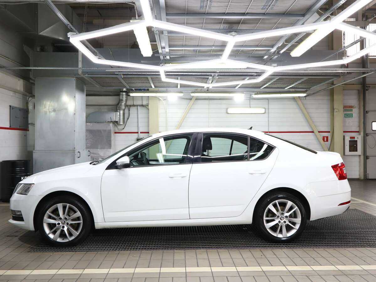 Купить Skoda Octavia с пробегом. Фото: #4