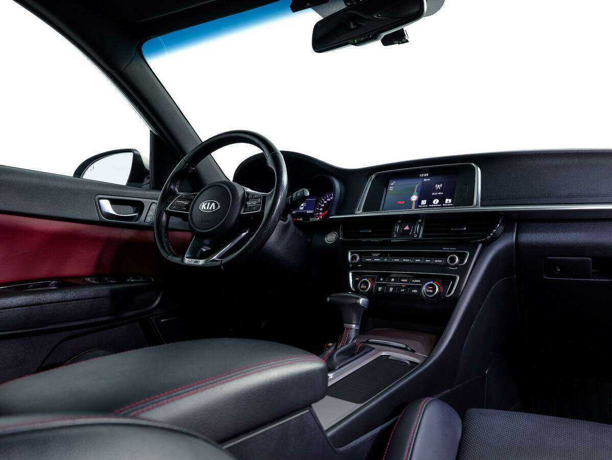Купить Kia Optima с пробегом. Фото: #7
