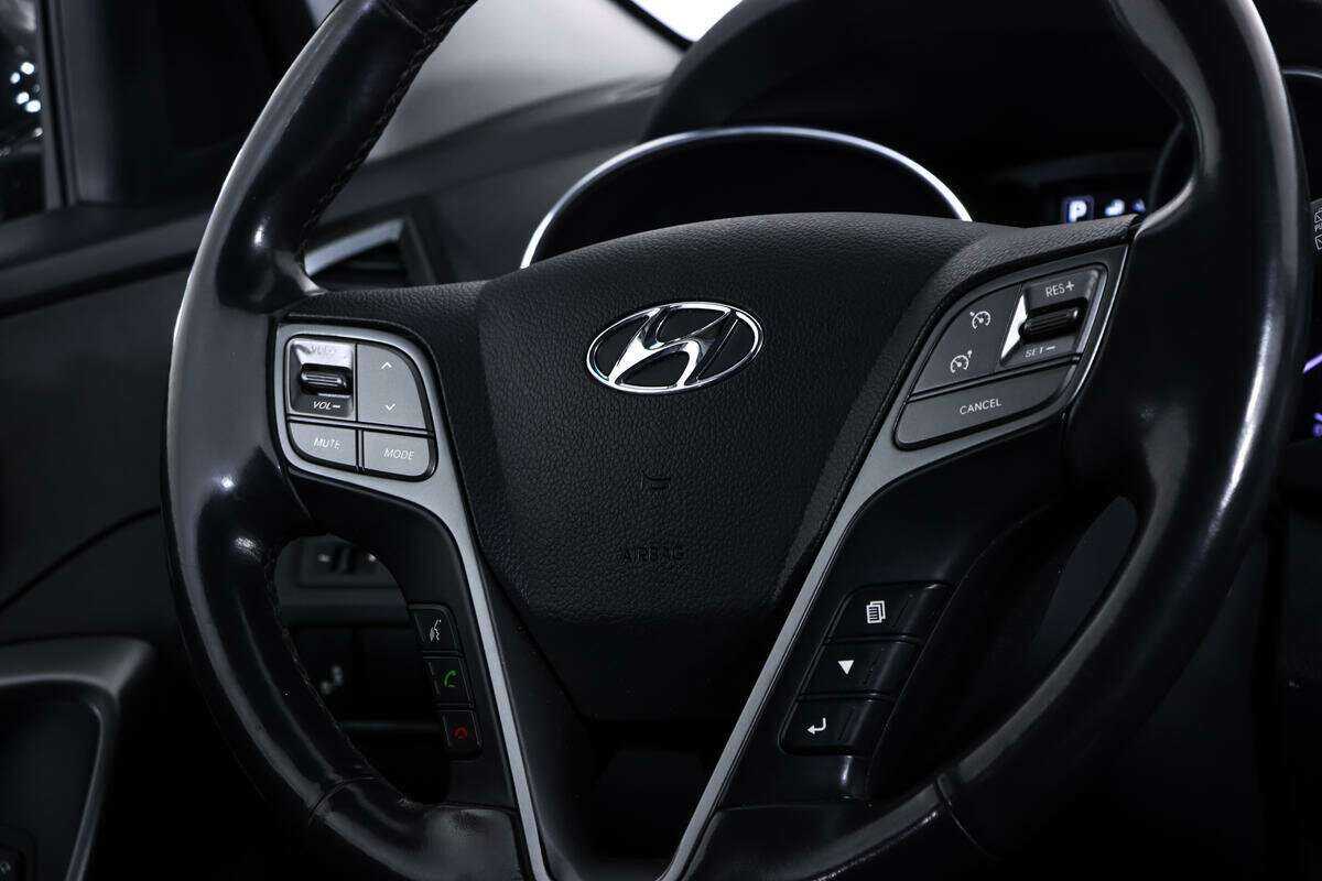 Купить Hyundai Santa Fe с пробегом. Фото: #13