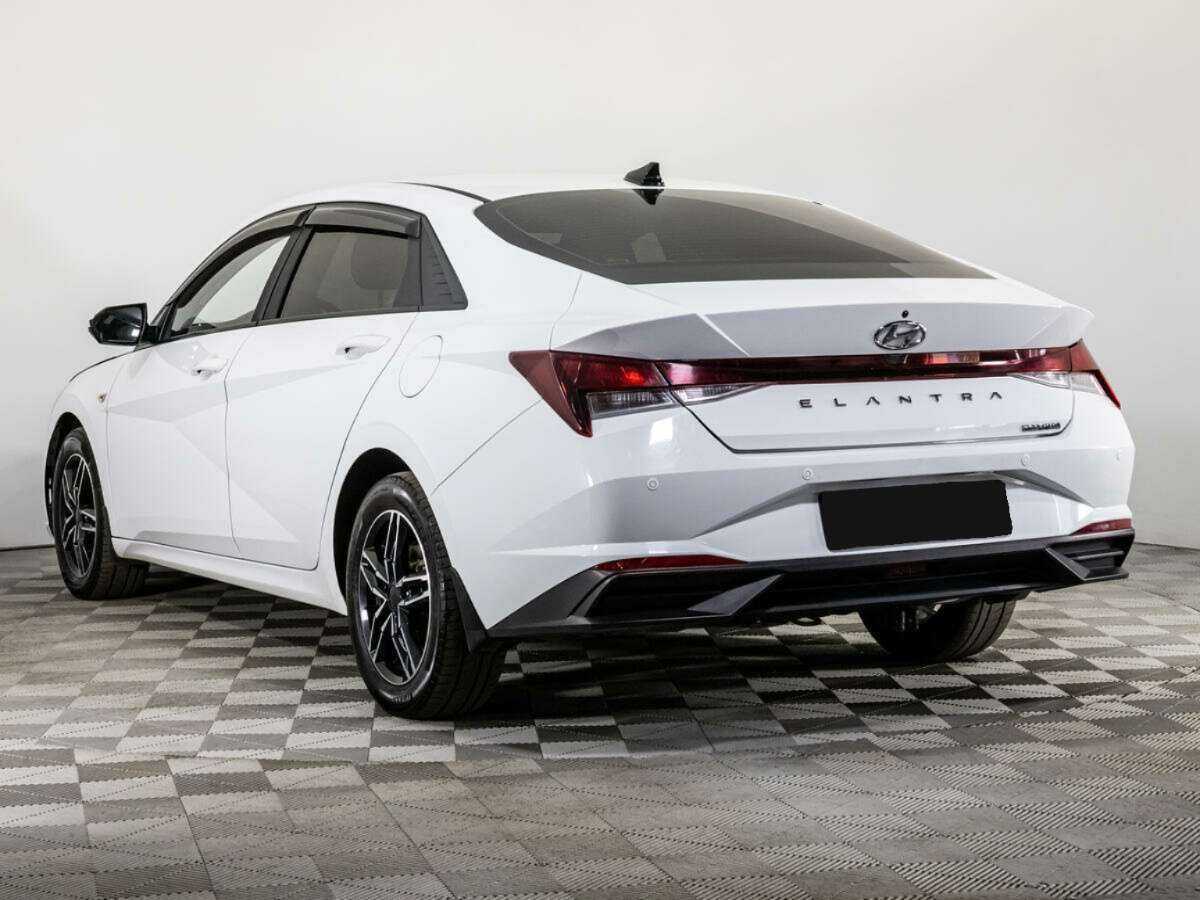 Купить Hyundai Elantra с пробегом. Фото: #5