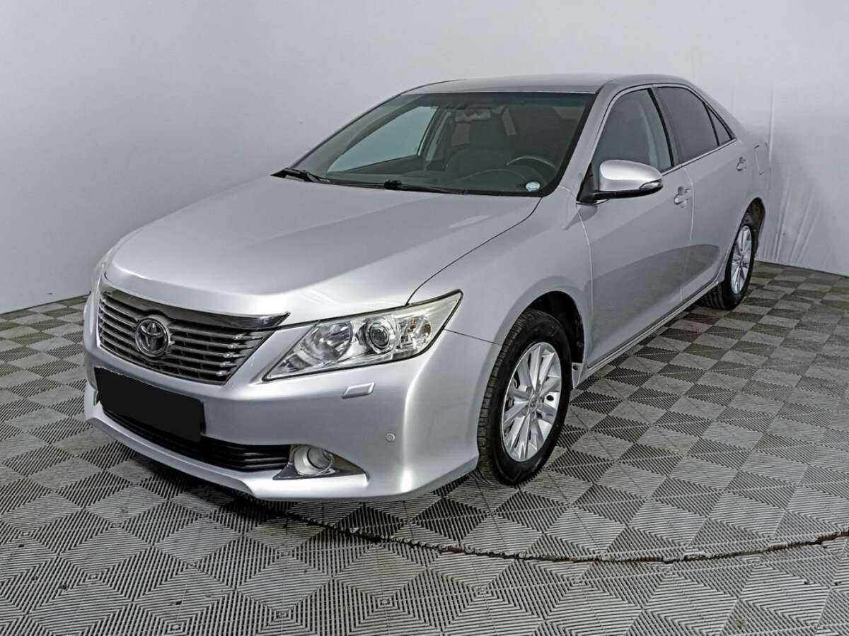 Купить Toyota Camry с пробегом. Фото: #0