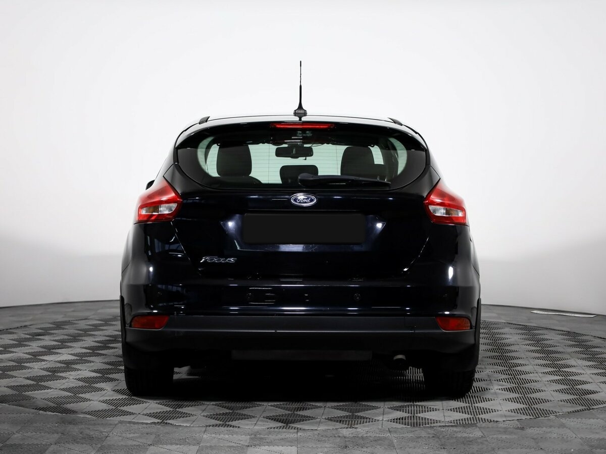 Купить Ford Focus с пробегом. Фото: #4