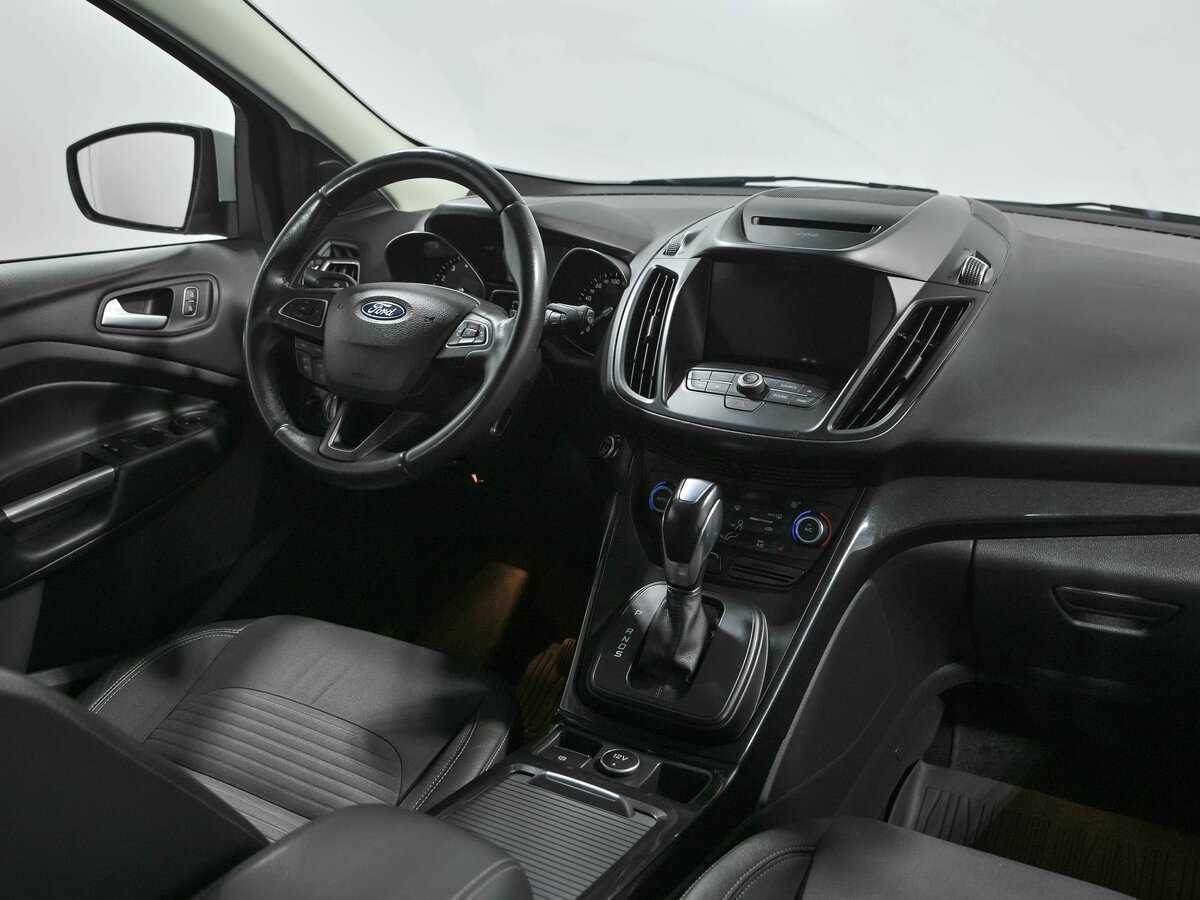 Купить Ford Kuga с пробегом. Фото: #15